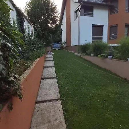 Villa Azbella Zelena Meraja *